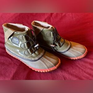 Sorel Olive and Coral Lace-Up Boots